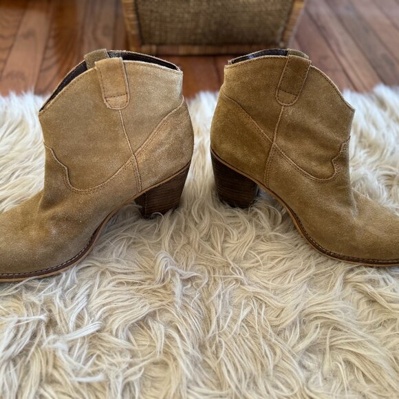 Matisse "Toby" camel suede western bootie- Size 8 - Picture 3 of 7